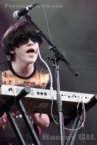 DECLAN MCKENNA - 2015-07-16 - PARIS - Parvis de l'Hotel de Ville - 